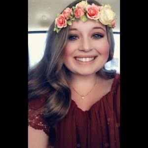 Meet your Posher, Alisha